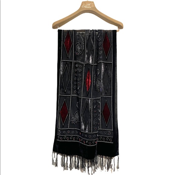 CRUSHED VELVET JELLYBEAN PATTERN BLACK & DEEP RED SCARF• - Picture 5 of 5